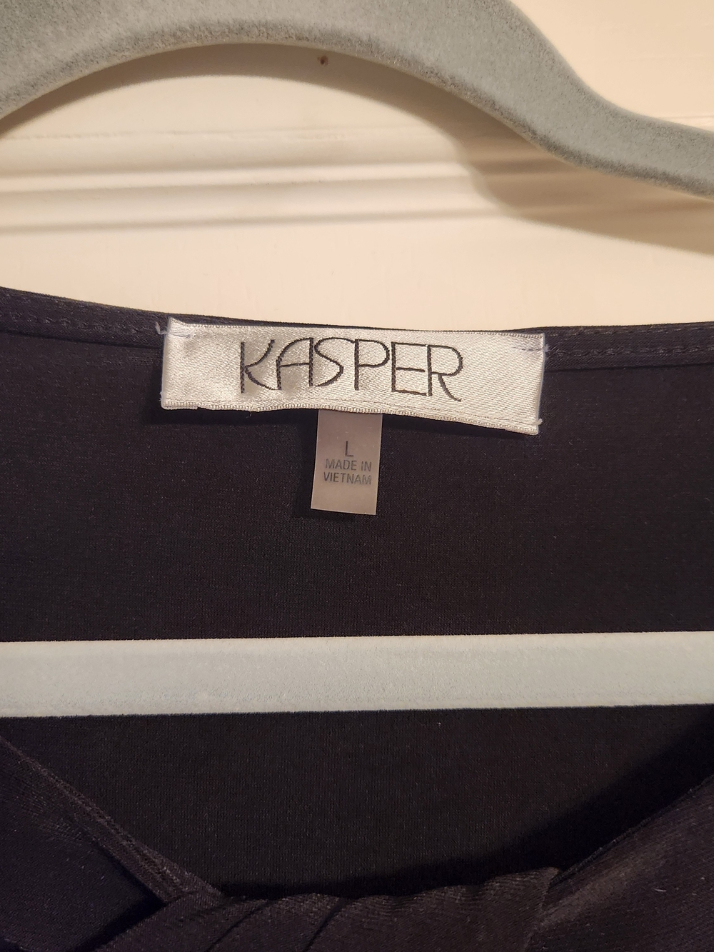 Kasper Black Sleeveless Tie-Detail Camisole - Picture 2 of 4